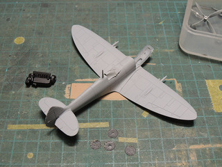 144_Spitfire_mk9-02_12.jpg